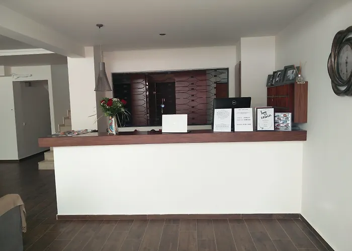 纽约酒店 2* Rhodes City