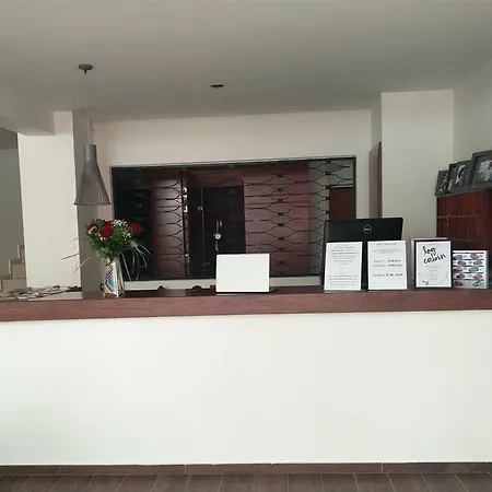 New York Rhodes City